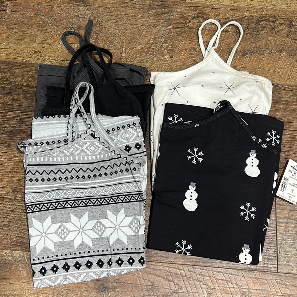 5 Pack SO Holiday Black & White Printed Camis Size S. (Snowman & Snowflakes)